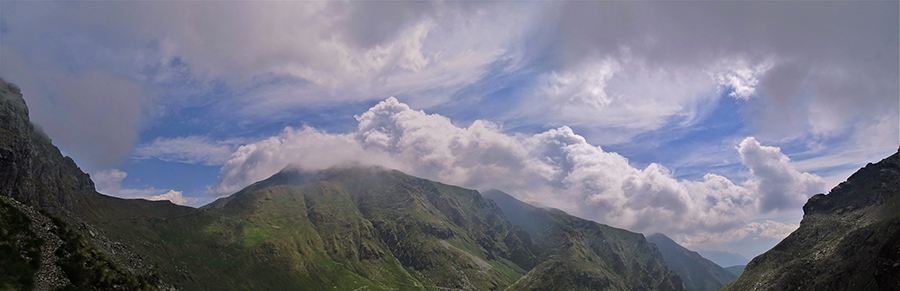 Dall'alto del Sentiero dei vitelli-108A sguardo indietro